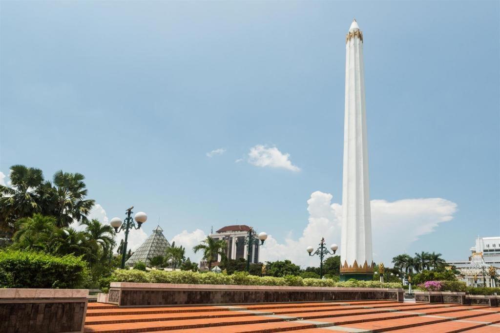 Hotel Sulawesi Gorontalo Sorabaya Extérieur photo